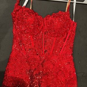 RED SHERRI HILL PROM DRESS WORN ONCE!!